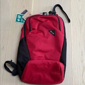 Pacsafe Vibe 20L Anti-Theft Backpack